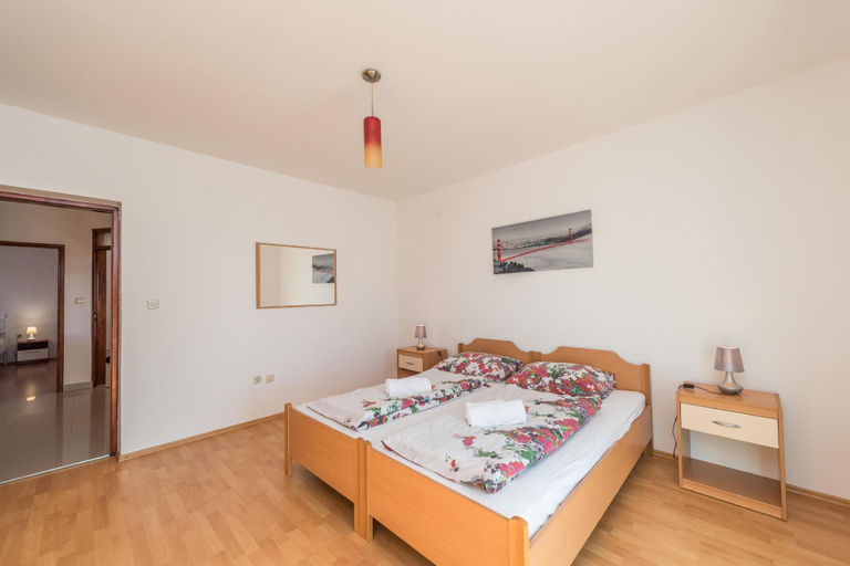 Bedroom 4, Family Friendly Pool House Ana Near Zadar, Bibinje