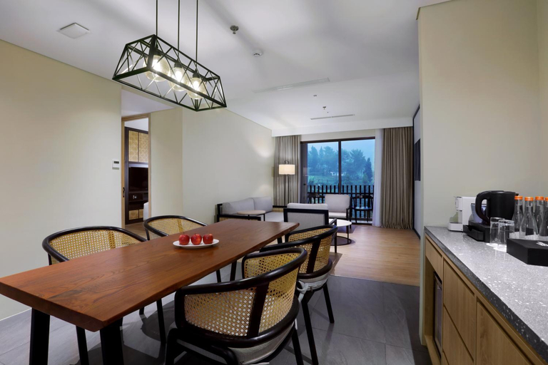 Dining Room 5