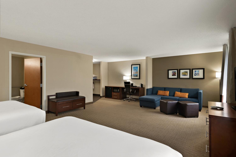 Bedroom 4, Comfort Suites Hummelstown - Hershey, Dauphin