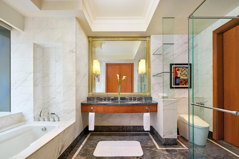 Bathroom 7