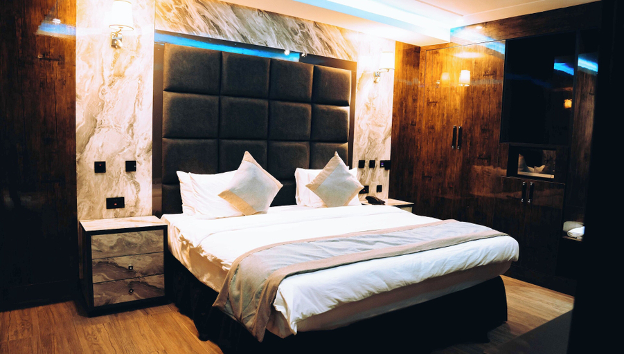 Others 5, McDons Skye Hotel and Suites, Owerri West