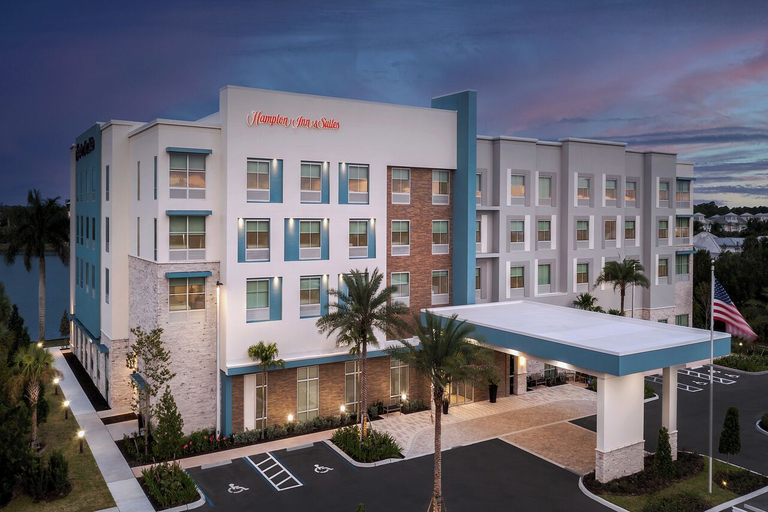 Exterior & Views 1, Hampton Inn & Suites Naples South, Collier