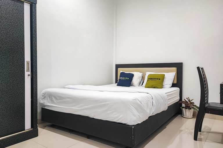 Urbanview Hotel Syariah near RSIA Annisa Jelutung Jambi, Jambi