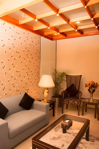 Public Area 1, Royal Elegance Hotel Lahore, Lahore