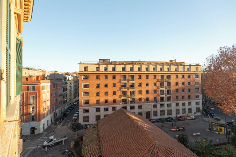 Exterior & Views 2, Esquilino Lightsome Apartment, Rome