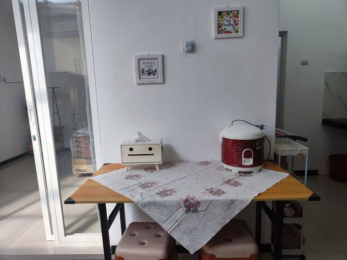 Dining Room 12