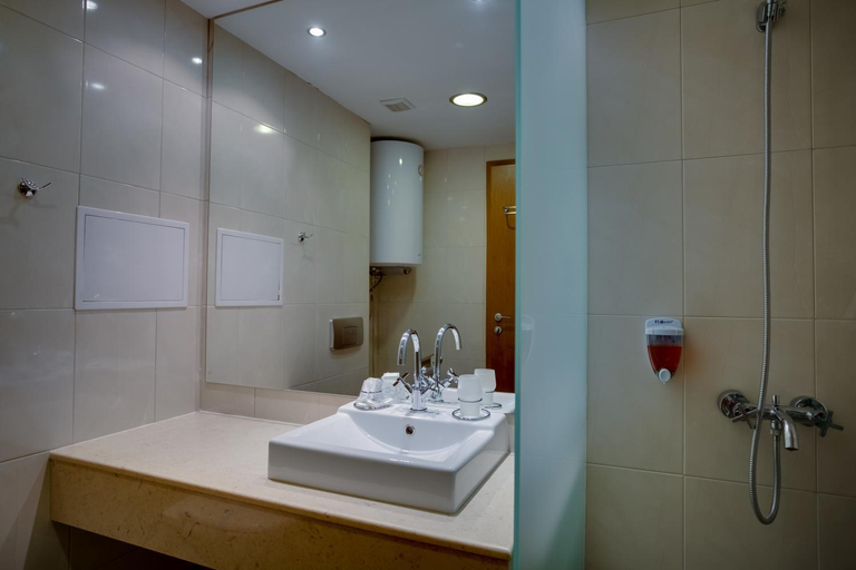 Bathroom 2, Effect Malina Residence Hotel, Smolyan