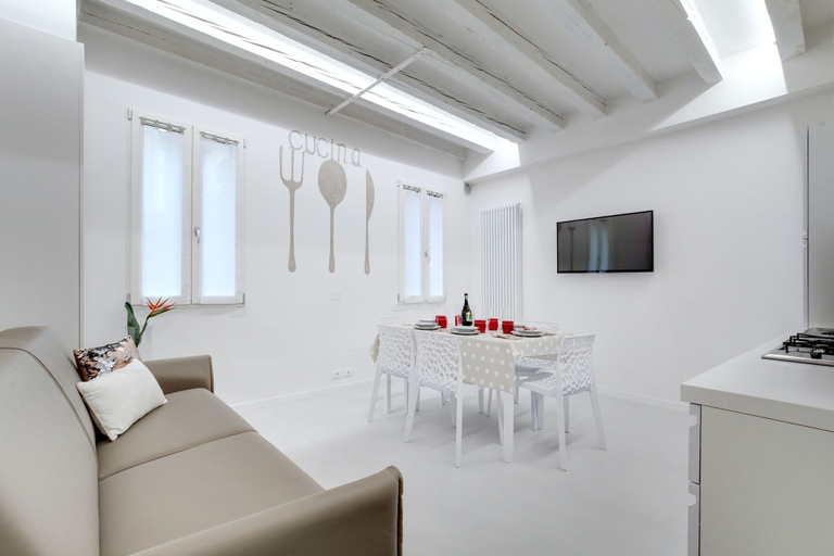 Room 2, Bellini Design by Wonderful Italy, Venezia