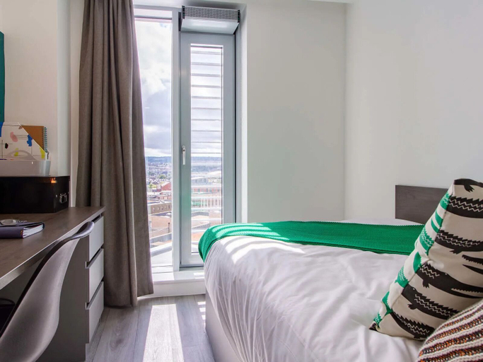 Bedroom 2, Student Only The Gate, Sheffield