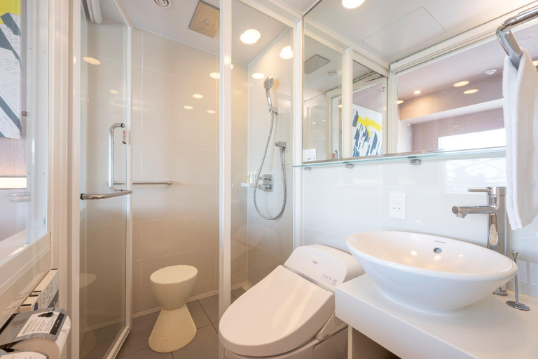 Bathroom 17