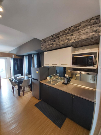 Dining Room 11