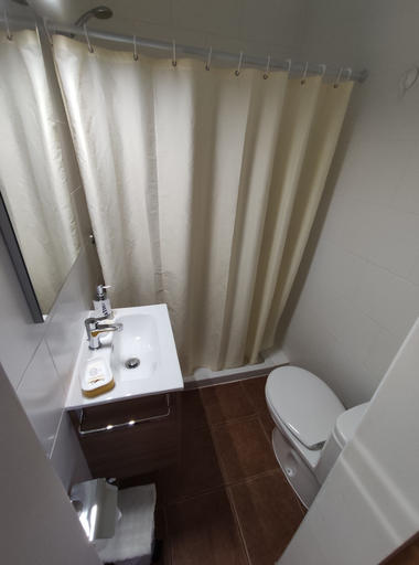 Bathroom 4, Villa Marquez Apartments, Vila Real de Santo António