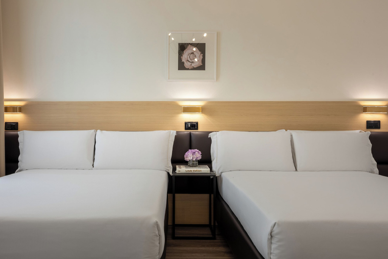 Bedroom 12