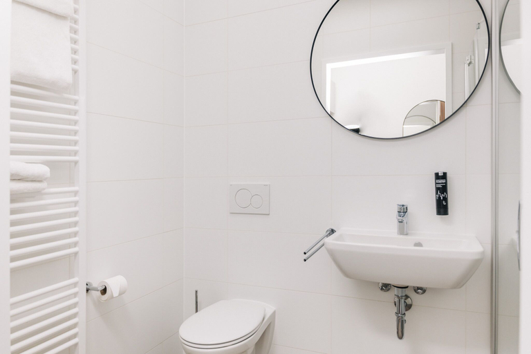 Bathroom 5, Homaris Apartments Frankfurt, Frankfurt am Main