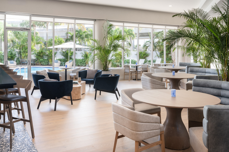 Food & Drinks 3, Delta Hotels by Marriott West Palm Beach, Palm Beach