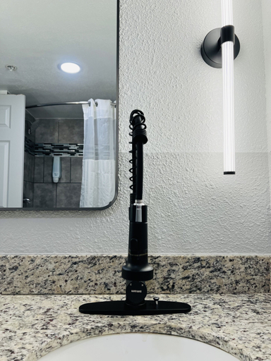Bathroom 4, The Westerner - Extended Stay, Potter