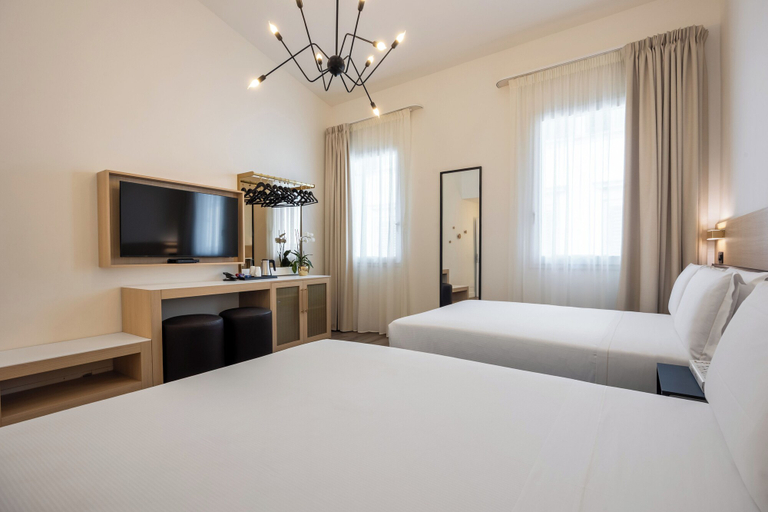 Bedroom 8