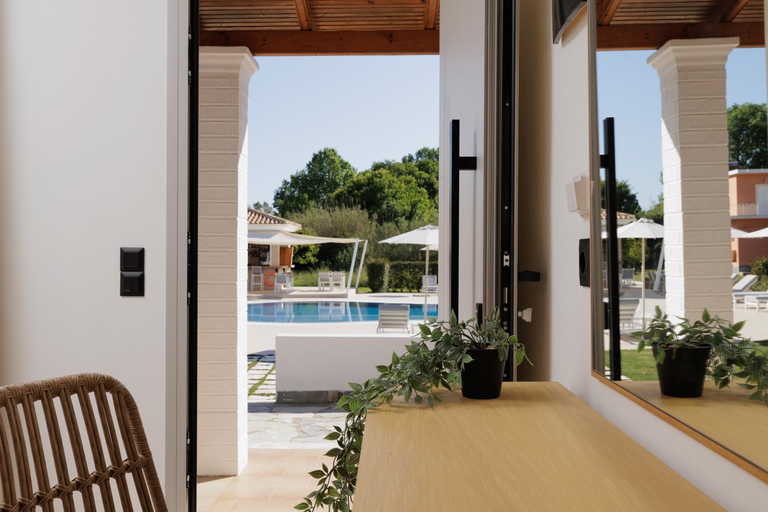 Others 3, Santos Apartments & Studios, Ionian Islands