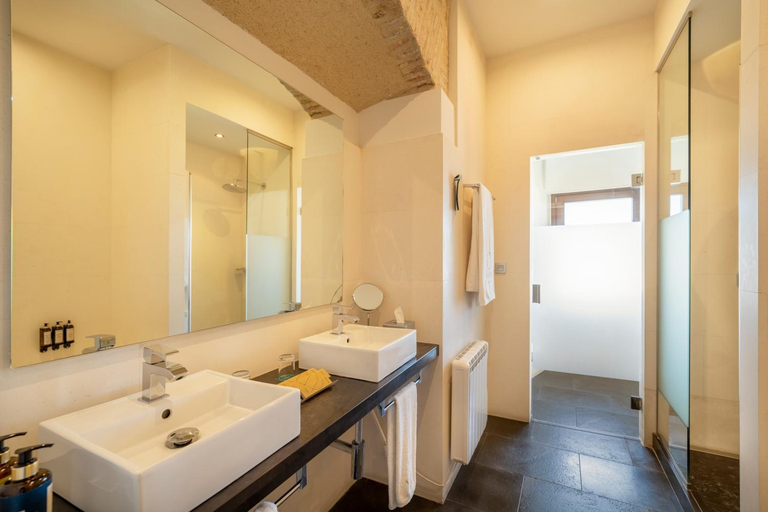 Bathroom 5, Eurostars Convento Capuchinos, Segovia