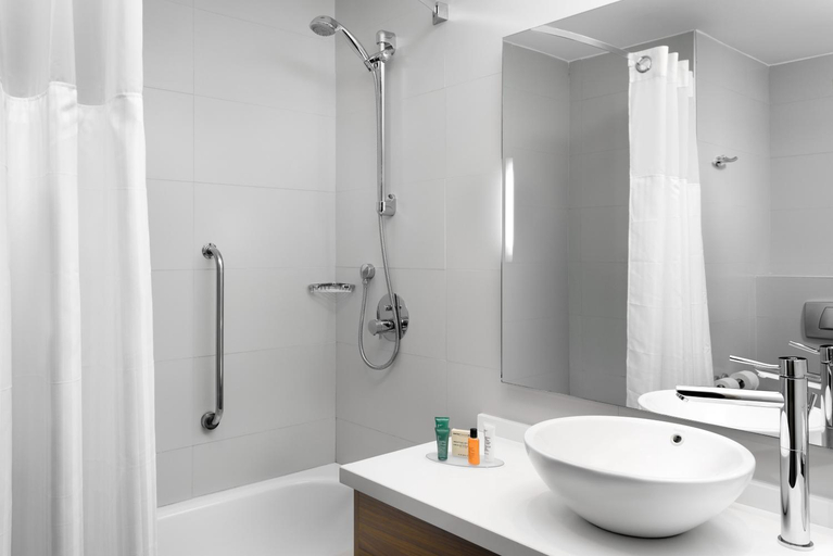 Bathroom 3