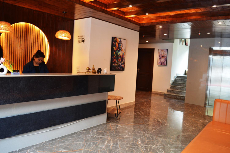 Public Area 3, Sharanam By Sheosante, Kullu
