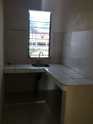 Bathroom 3, Kuala Mengalong Cottage, Sipitang