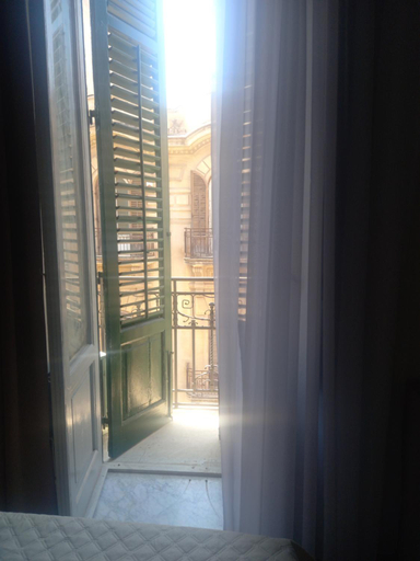 Others 5, Guest House Militello, Palermo