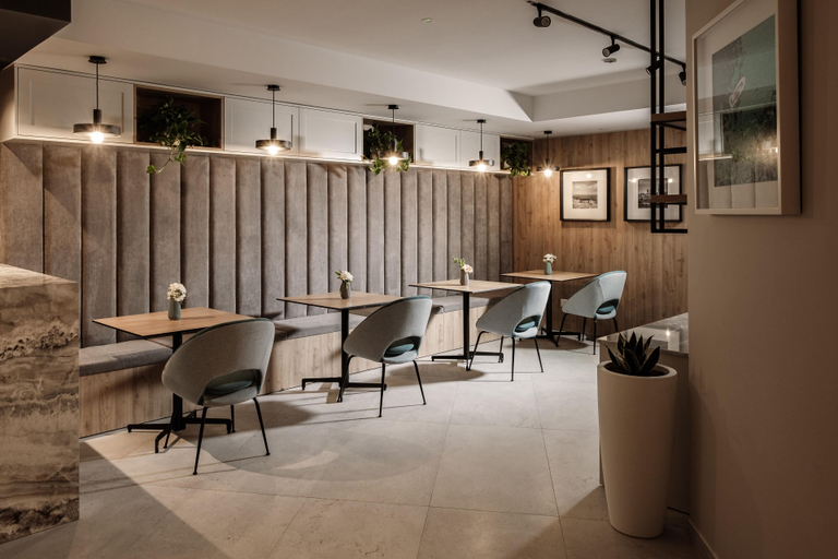 Food & Drinks 5, Amery House