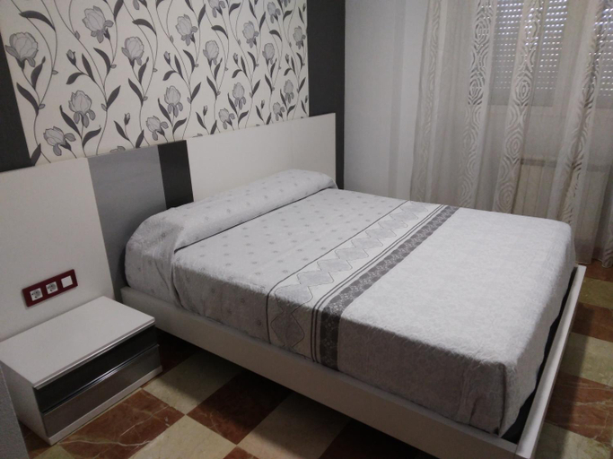 Others 5, CASA DE ONIL, Alicante