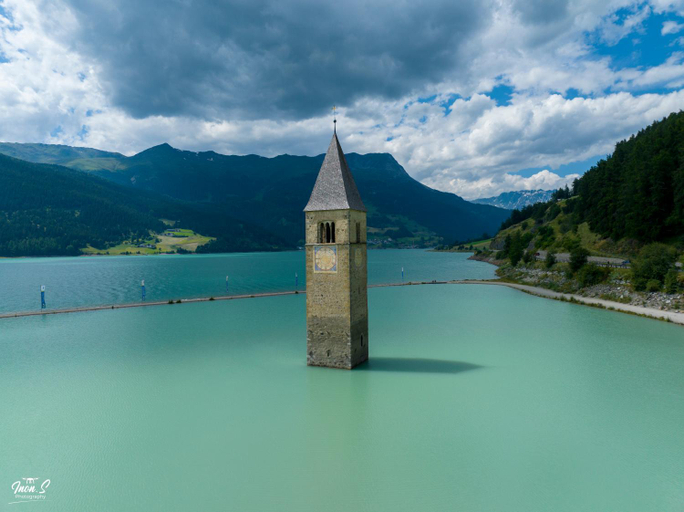 Others 3, Scuol Palace - Culture, Nature & Health, Inn