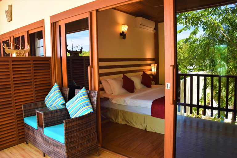 Bedroom 3, Araamu Hotels Maldives at Dhiffushi, Kaafu Atoll