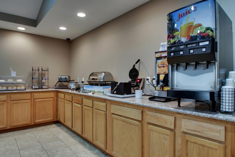 Food & Drinks 5, Comfort Inn Oskaloosa, Mahaska