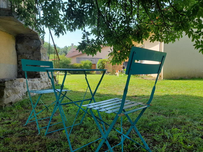 Others 5, Hotel de l'Ile d'Amour, Haute-Loire