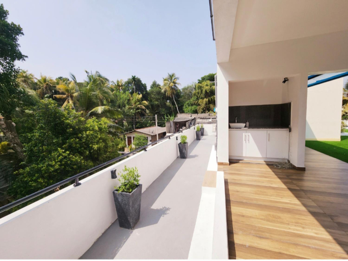 Others 2, The Elegance, Kalutara