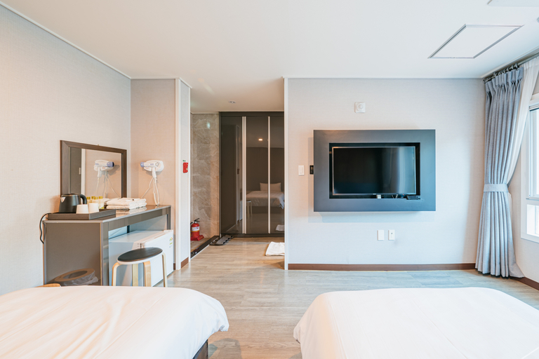 Bedroom 4, Seogwipo Jin, Seogwipo