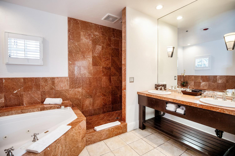 Bathroom 5, Appellation Lodi - Wine & Roses Resort and Spa, San Joaquin
