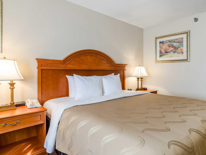 Bedroom 3, Quality Inn Alliance, Box Butte