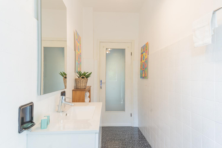 Bathroom 2, Top Lake View Villetta by Rent All Como, Como