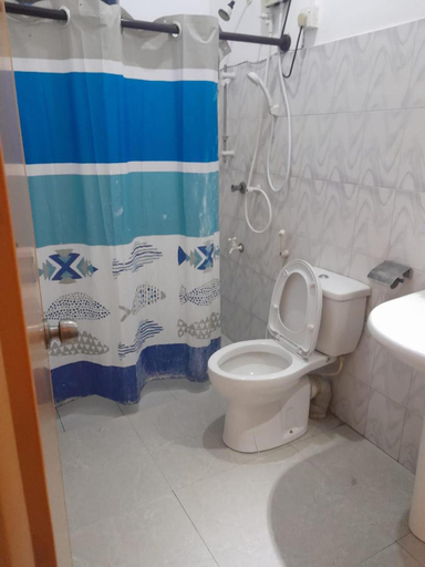 Bathroom, Wewa Addara Guest House, Thissamaharama