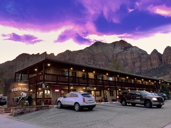 Pioneer Lodge Zion National Park-Springdale, Washington