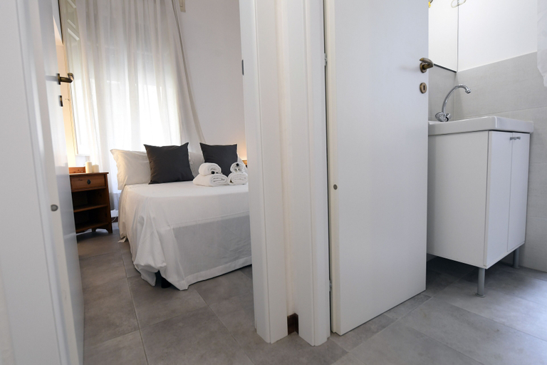 Bedroom 4, Charming Colosseum, Roma