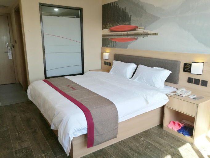 Bedroom, Thank Inn Plus Hotel Shanghai Jinshan District Jinshan New Town, Shanghai