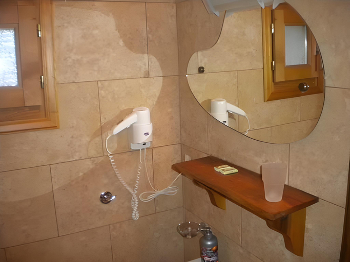 Bathroom 2, Iaspis Guesthouse, West Macedonia