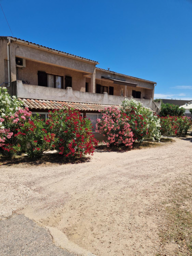Exterior view 2, Rez de villa avec jardin, Corse-du-Sud