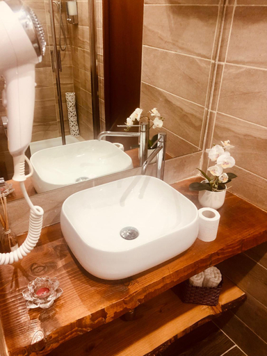 Bathroom 2, Suites Moya 1 - SPA in Camera, Roma