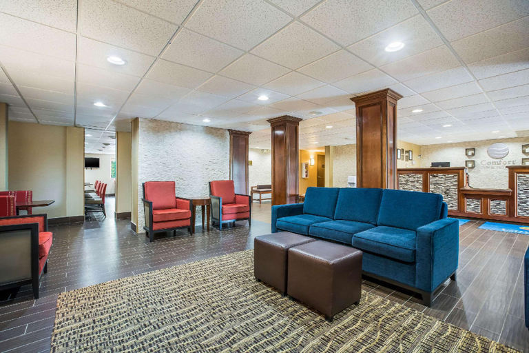 Public Area 2, Comfort Inn & Suites Fairborn near Wright Patterson AFB, Greene