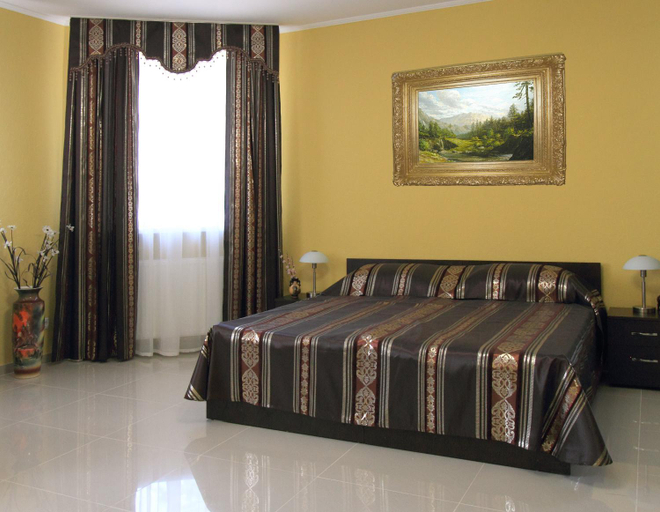Bedroom 2, Maxima, Kamianets'-Podil's'ka