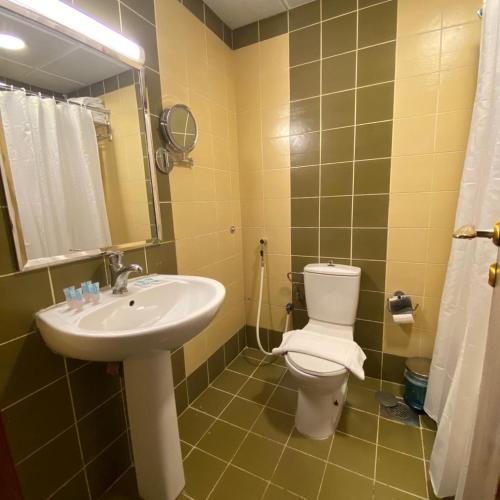 Bathroom, Al Andalus Plus, Al Madinah Al Munawwarah