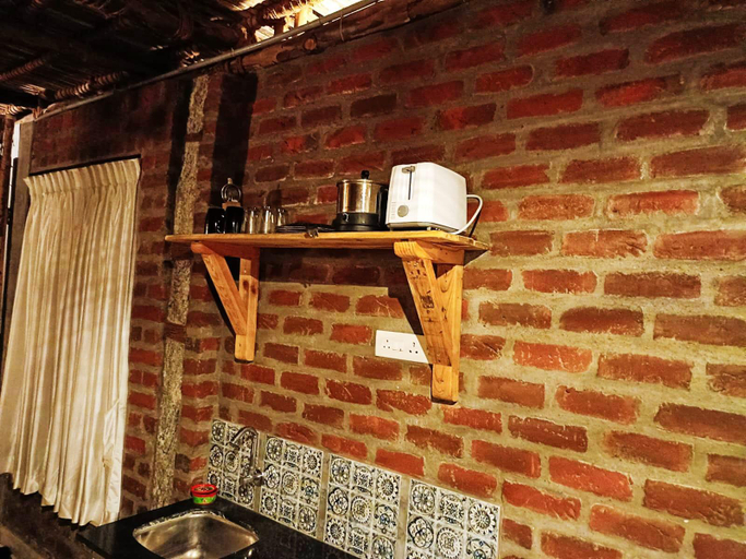 Interior view, BOP Huts Life Homestay, Viluppuram