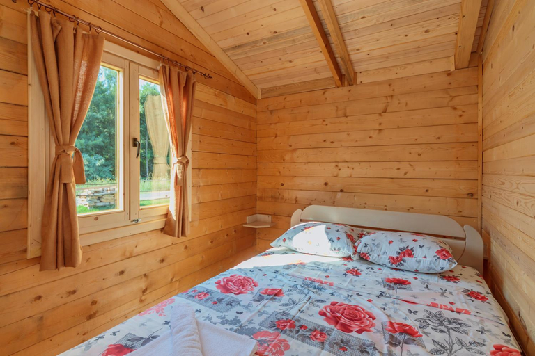 Others 4, Orahovo Cottages